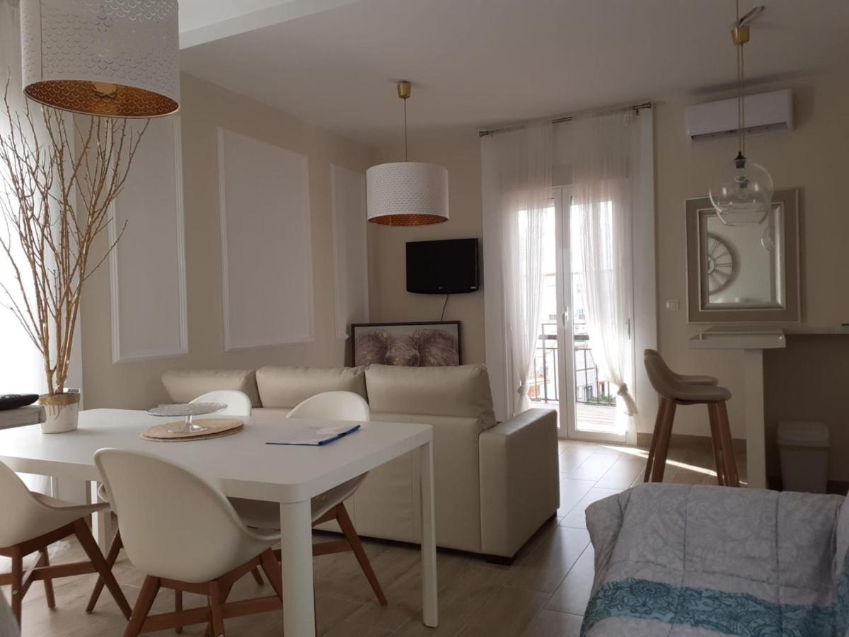 شقة La Casa De Leon Xiii.Terraza Privada. Parejas إشبيلية المظهر الخارجي الصورة